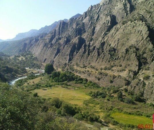 نوروزگردی در باشت،طبیعت دلنشین تفرجگاه رودرونه