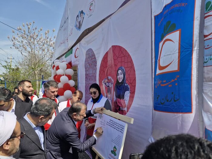 رونمایی از خودروهای امدادی و پویش نه به تصادف در ناهارخوران گرگان