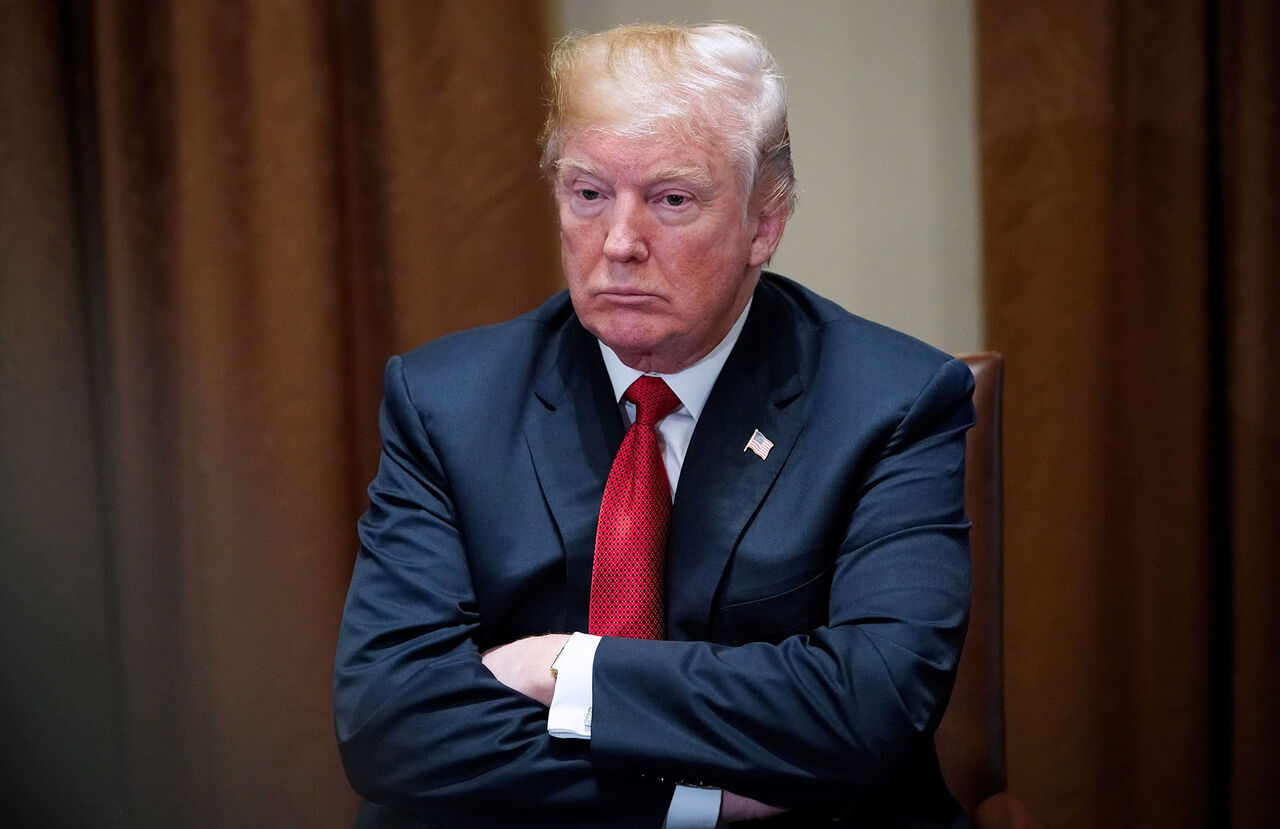 گزارش نیویورک تایمز از ادعای ترامپ درباره مذاکره مستقیم با ایران گزارش نیویورک تایمز از ادعای ترامپ درباره مذاکره مستقیم با ایران