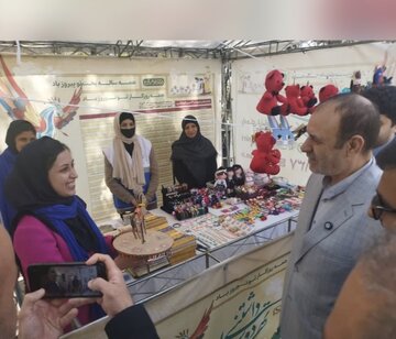 نمایشگاه سنت‌ها و اقوام پنجره‌ای به تنوع فرهنگی ایران است