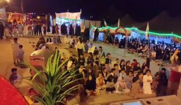فیلم| برگزاری جشن عیدانه در خاش