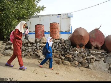 برچیده شدن بساط مدارس کانکسی در کردستان