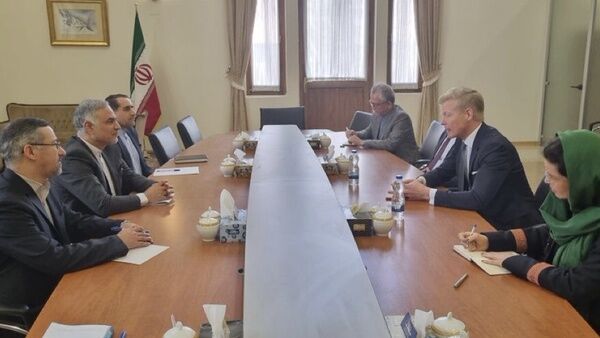إيران والأمم المتحدة تؤكدان على ضرورة وقف العمليات العسكرية ضد اليمن