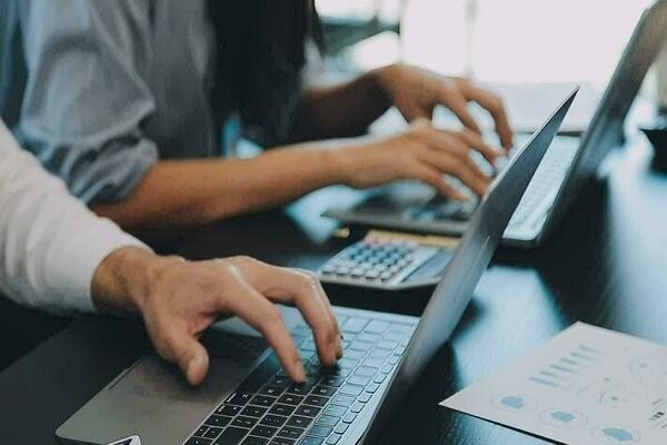 چرا یادگیری مفاهیم پایه کامپیوتر برای موفقیت ضروری است؟