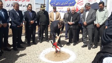 مجتمع گلخانه‌ای مدرن ۳.۶ هکتاری در هریس کلنگ زنی شد