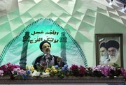 خطیب جمعه بیرجند: جوانان برای مبارزه با فساد وارد میدان شوند