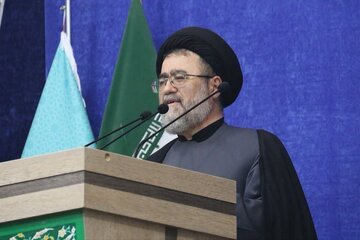 امام‌جمعه موقت اردبیل: مذاکره باید از موضع برابر باشد