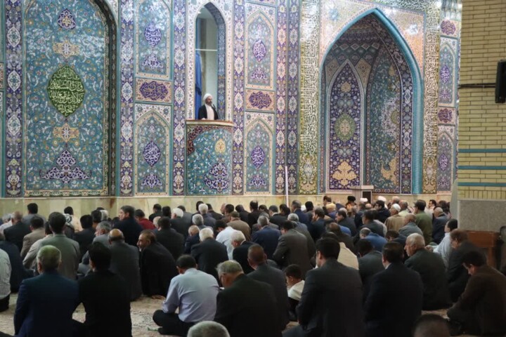 امام جمعه ایلام: فناوری هسته‌ای، نماد خودباوری و استقلال ملی است