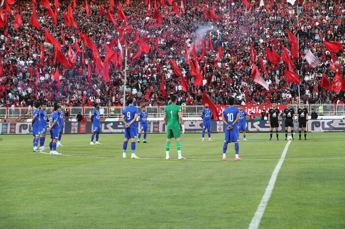 جشن با شکوه در تبریز ؛چشمک تراکتور به جام