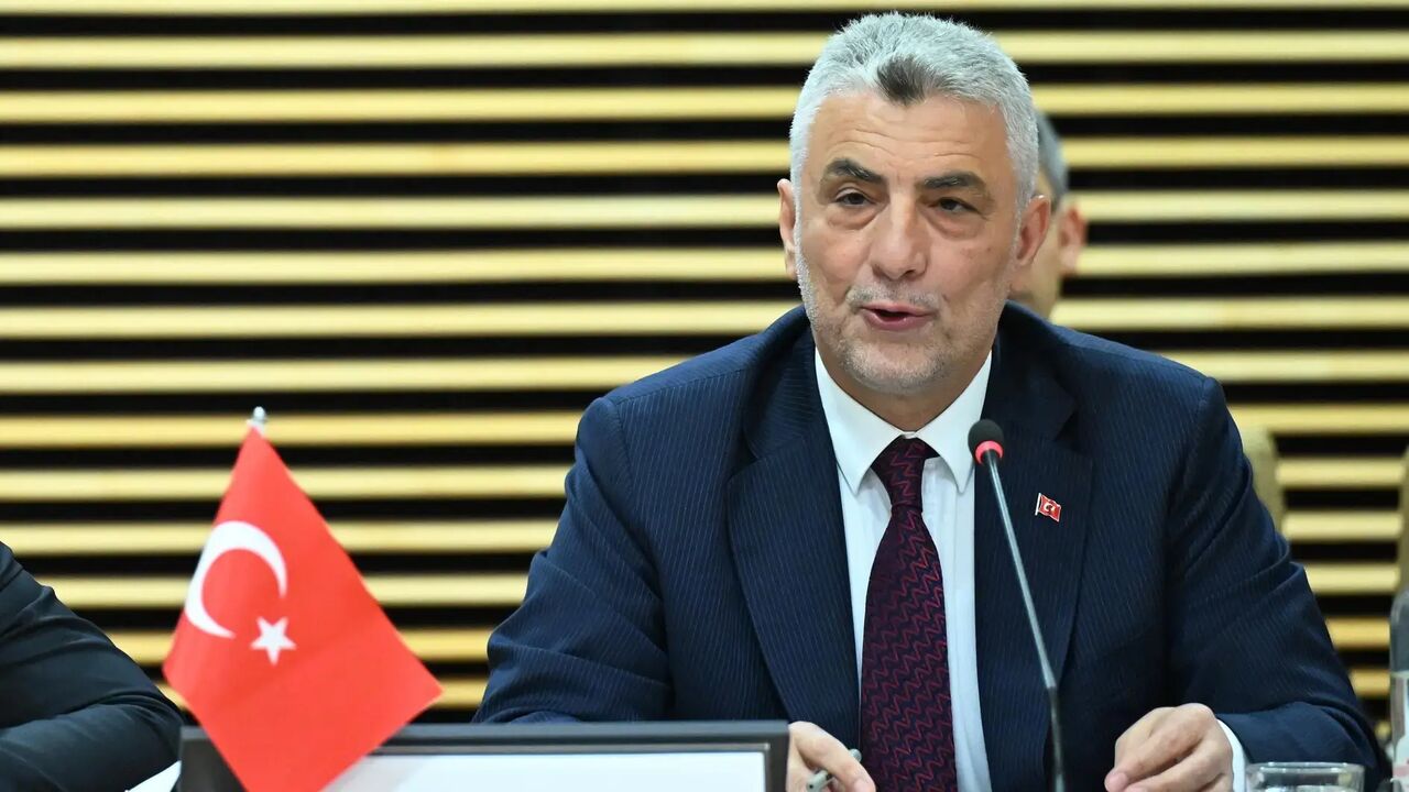 Türkiye, Trump'ın koyduğu %10'luk gümrüğün kaldırılması için ABD ile müzakere istedi Türkiye, Trump'ın koyduğu %10'luk gümrüğün kaldırılması için ABD ile müzakere istedi
