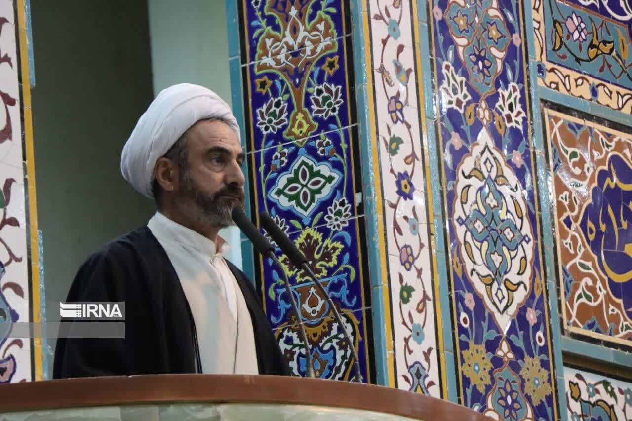 امام جمعه ایلام: فناوری هسته‌ای نماد خودباوری و استقلال ملی است