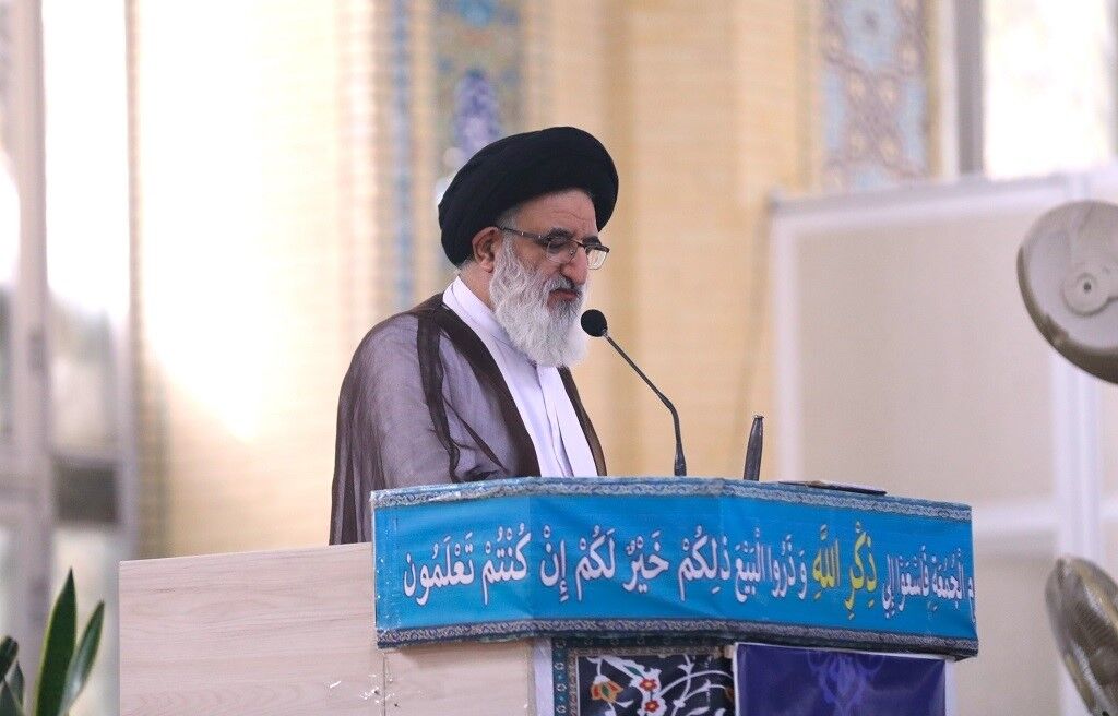 امام جمعه کرج: غنی سازی حق مسلم ایران است