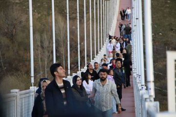 ۲ میلیون و ۶۰۰ هزار گردشگر نوروزی به اردبیل سفر کردند