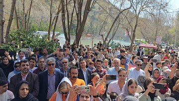 ۲۶۲ هزار گردشگر نوروزی از جاذبه‌های تاریخی شهرستان صحنه بازدید کردند