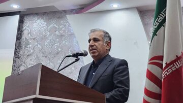 معاون سیاسی استاندار فارس: خواسته های مردم نباید در کشوی میزهای مدیران بایگانی شود