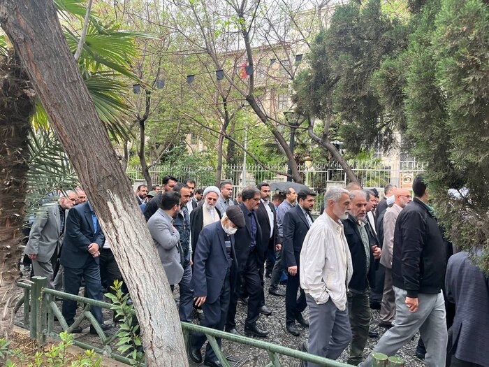 برگزاری مراسم تشییع پیکر مرحوم حجتالاسلام والمسلمین نیری