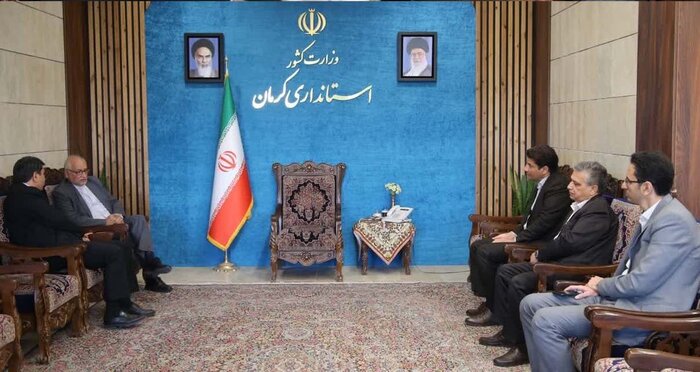 بررسی ابعاد سند کرمان برفراز با حضور استاندار پیشین کرمان