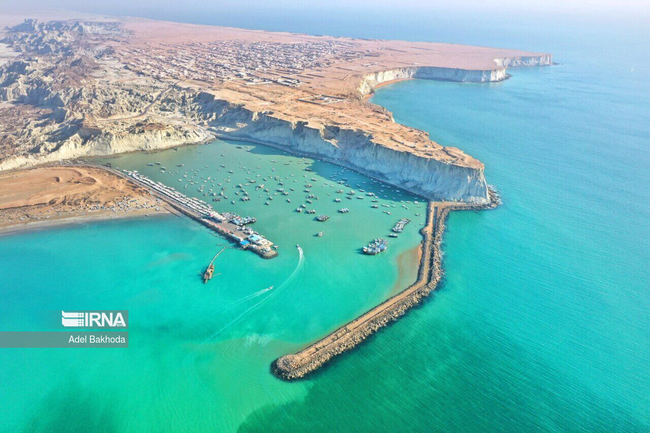 مَکُران بر مدار آبادانی؛ عزم دولت وفاق برای شکوفایی بلوچستان مَکُران بر مدار آبادانی؛ عزم دولت وفاق برای شکوفایی بلوچستان