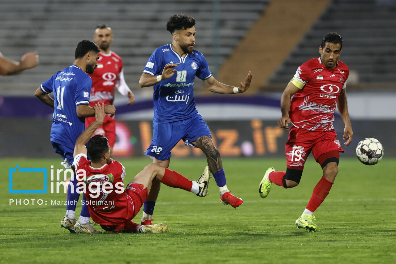 الدوري الايراني: برسبوليس يتعادل مع استقلال خوزستان