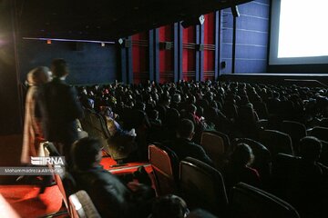 بلیط سینما «استقلال» خرم‌آباد برای اهداکنندگان خون نیم‌بها شد