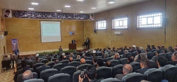 معاون سیاسی استاندار فارس: افرادی که محدودیت‌های قدرت را درک کنند موفق‌تر هستند