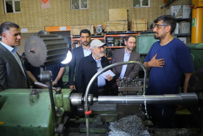 استاندار: خوزستان با تکیه بر نیروهای متخصص میتواند به قطب تولید کشور تبدیل شود