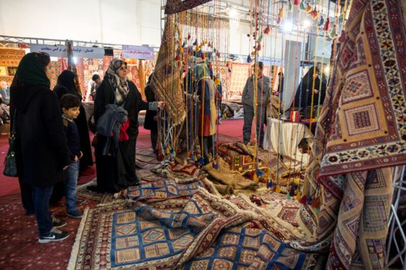 فروش ۹۲ میلیارد ریال صنایع دستی در بازارچه های نوروزی آذربایجان شرقی