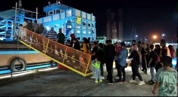 بیش از ۲۴۹ هزار نفر از طرح گردشگری دریایی استان بوشهر استقبال کردند