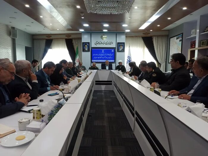 روایت صحیح واقعه صحرای طبس برای نسل جوان تبیین شود