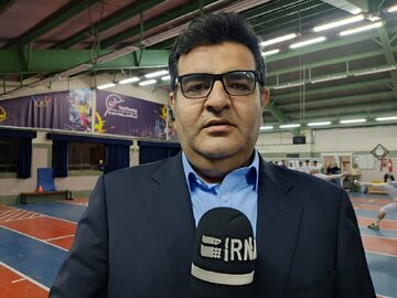 فیلم| نبود سالن مناسب چالشی برای رشد شمشیربازی در یزد