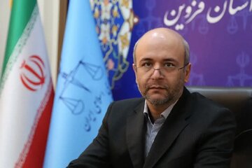 دادستان قزوین: سگ گردانی قابل پیگرد قانونی است