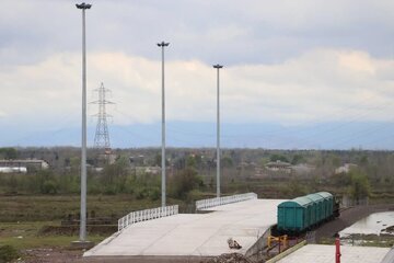 امکان بارگیری و تخلیه کالا از ایستگاه راه‌آهن رشت فراهم شد