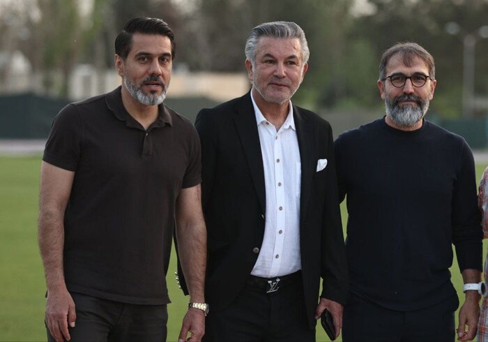 تمرین پرسپولیس با حضور ۲ میهمان ویژه تمرین پرسپولیس با حضور ۲ میهمان ویژه