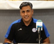 سرمربی استقلال خوزستان: با تمام قوا به دنبال پیروزی مقابل هوادار هستیم