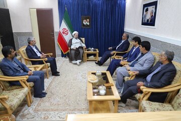حضور میدانی استاندار در بین مردم سیستان و بلوچستان امید آفرینی کرده است