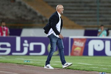 بوژوویچ: استقلال حق دارد مرا اخراج کند