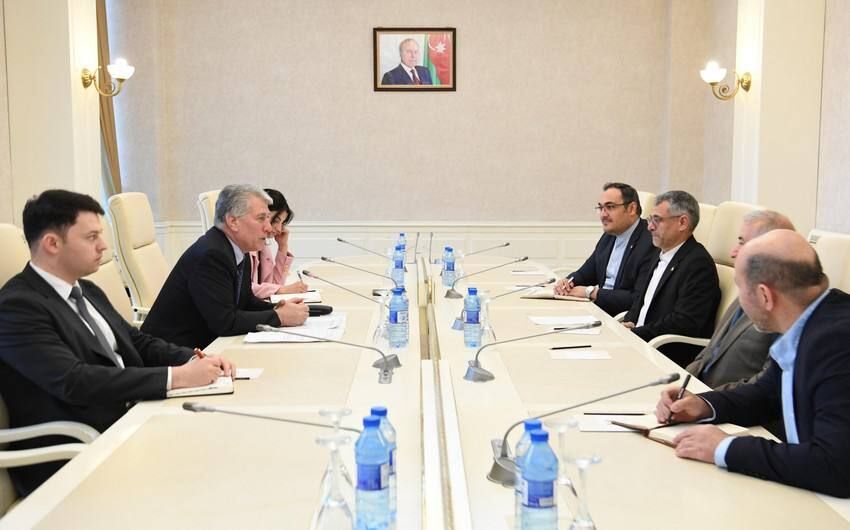 İran-Azərbaycan Dostluq Qrupu sədri Azərbaycan Respublikası Milli Məclisinin sədri ilə görüşüb
