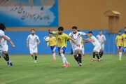 جنگ صعود و بقا برنده نداشت/ تساوی جنجالی صنعت‌نفت و نفت مسجدسلیمان در روز کتک خوردن داور!