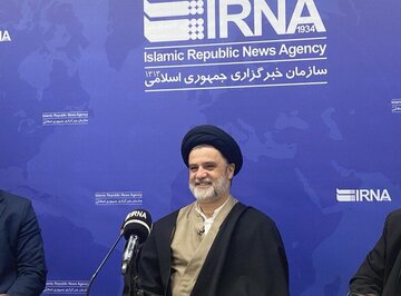 نبویان: تحلیل طرف غربی از موضع ضعف ایران غلط است/ از دستاوردها کوتاه نمی آییم