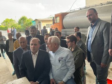 بازدید وزیر جهاد کشاورزی از مراکز تولید لبنیات و گوشت قرمز در اسلامشهر