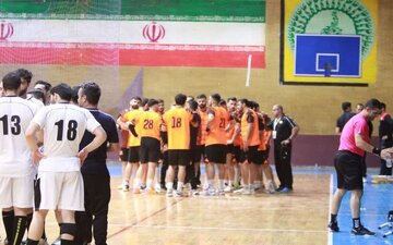 مس کرمان به نیمه‌ نهایی جام‌ حذفی هندبال ایران صعود کرد + فیلم