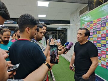 خداداد عزیزی: فدراسیون باید فکری برای رفتارهای غیرورزشی در ورزشگاه‌ها کند