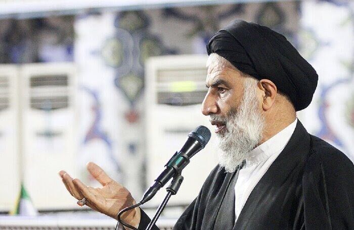 امام جمعه اهواز: مسئولان زمینه‌های تحقق شعار سال را فراهم کنند