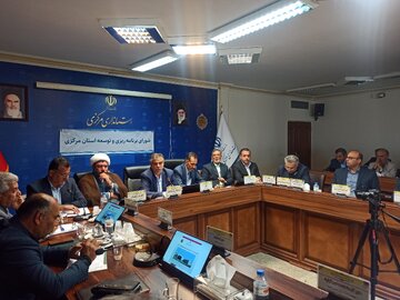 استاندار: اجرای اقدامات غیربرنامه‌ای در استان مرکزی ممنوع است