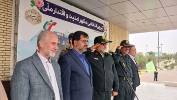 استاندار: بخش مهمی از امنیت امروز قم حاصل تلاش نیروهای نظامی و انتظامی است