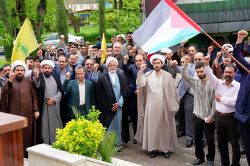 تجمع دانشگاهیان اصفهان در اعتراض به جنایات صهیونیست‌ها در غزه