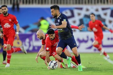 سایه‌روشن‌های هفته بیست‌وششم؛ لغزش تراکتور، سرعت گرفتن سپاهان و پرسپولیس