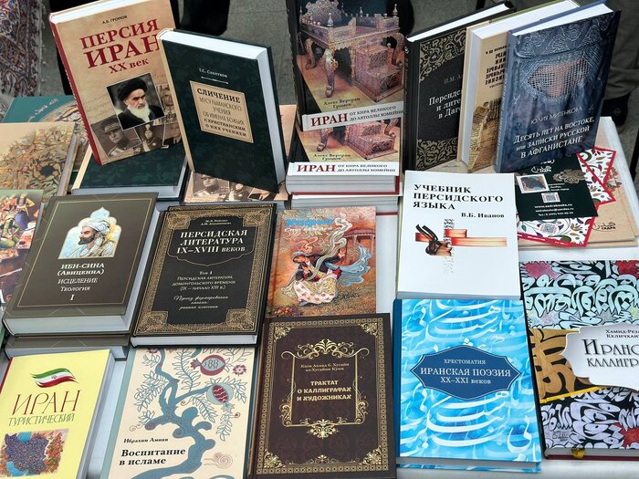 حضور ایران در نمایشگاه بینالمللی کتاب ادبیات تفکری مسکو + فیلم