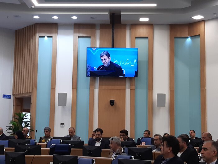 استاندار اصفهان: تحول‌گرایی، تکلیف مدیران و فرمانداران استان در سال ۱۴۰۴ است
