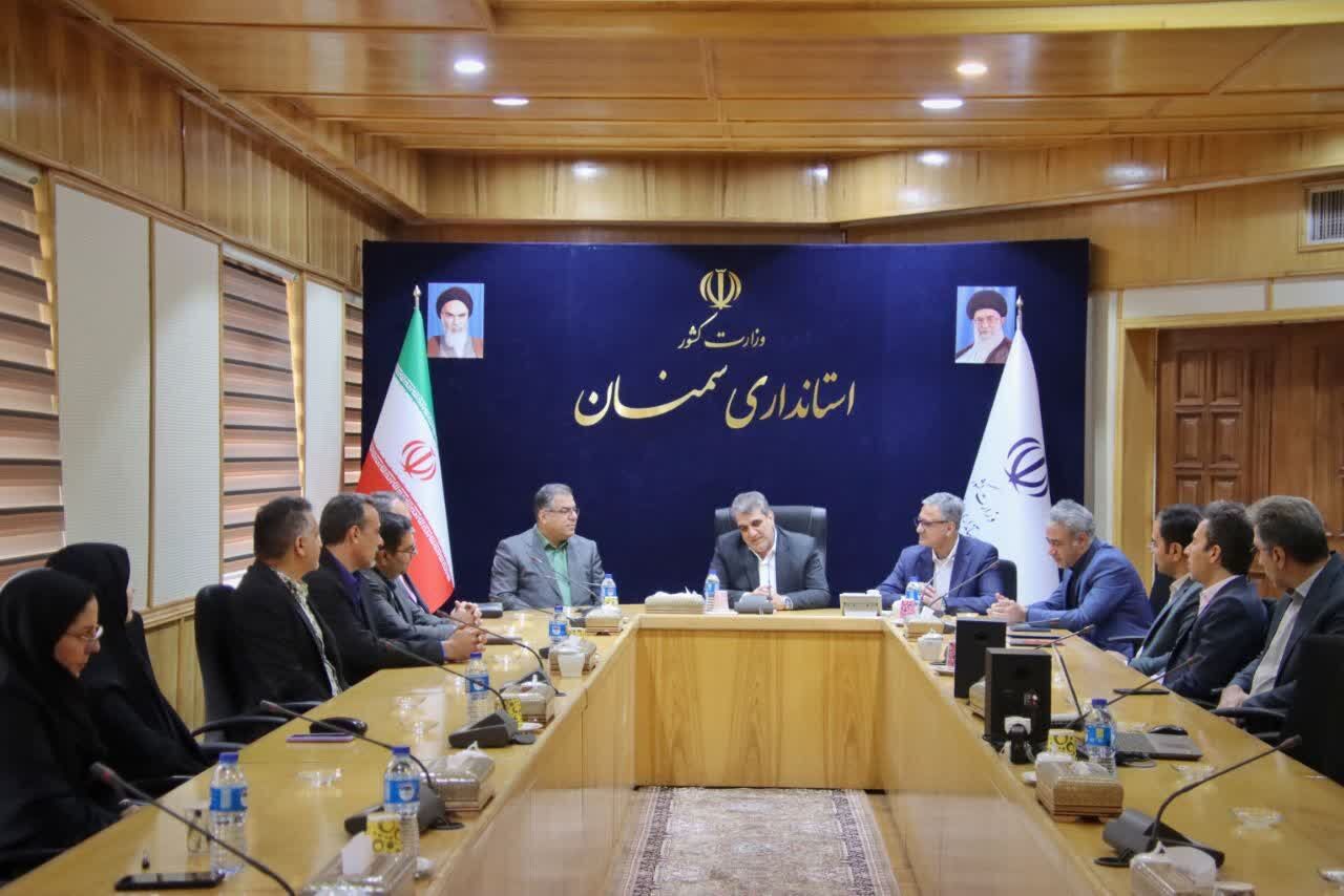 استاندار سمنان: محدودیت‌های اعتباری از طریق ارتباطات در سطح ملی ساماندهی شود